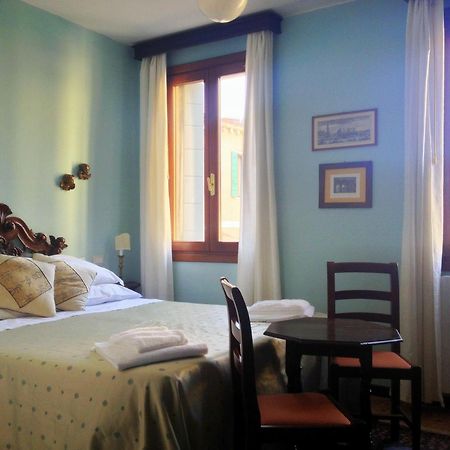 3749 Pontechiodo Bed & Breakfast Venesia Bagian luar foto