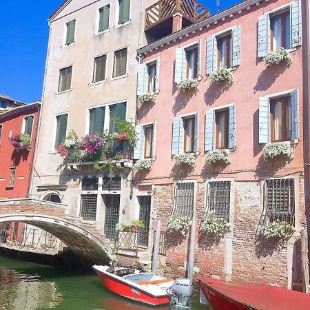 3749 Pontechiodo Bed & Breakfast Venesia Bagian luar foto