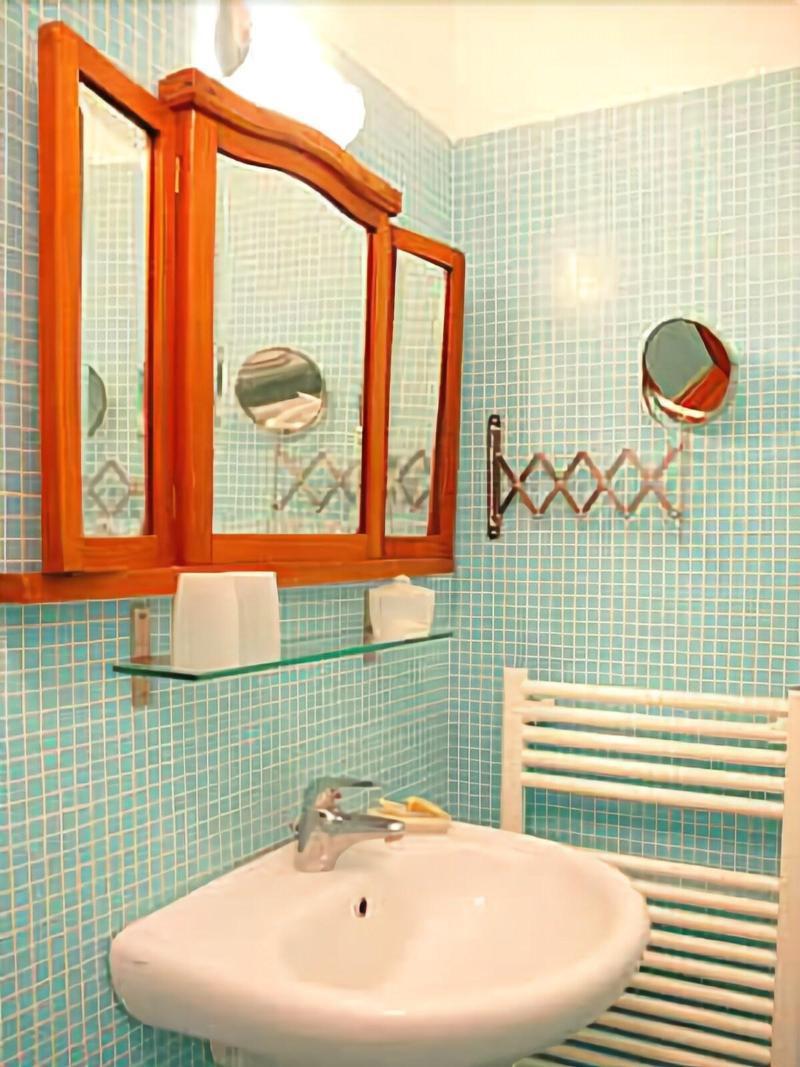 3749 Pontechiodo Bed & Breakfast Venesia Bagian luar foto