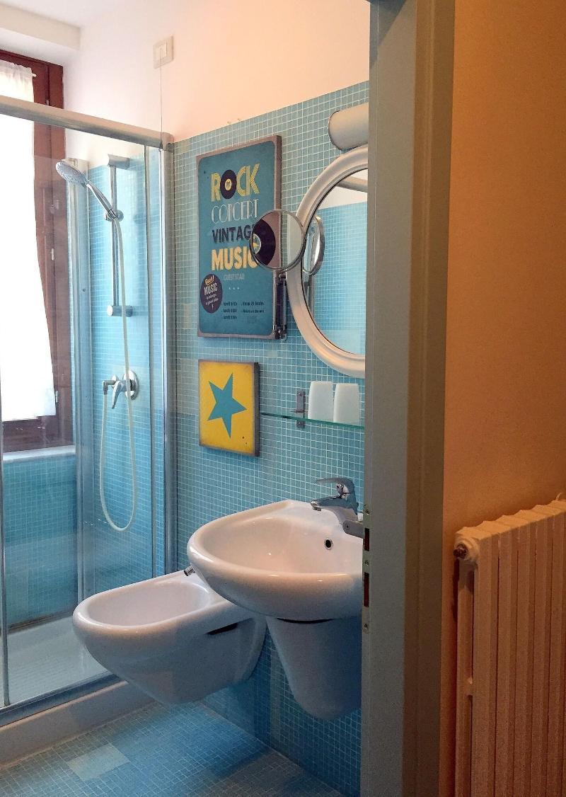 3749 Pontechiodo Bed & Breakfast Venesia Bagian luar foto