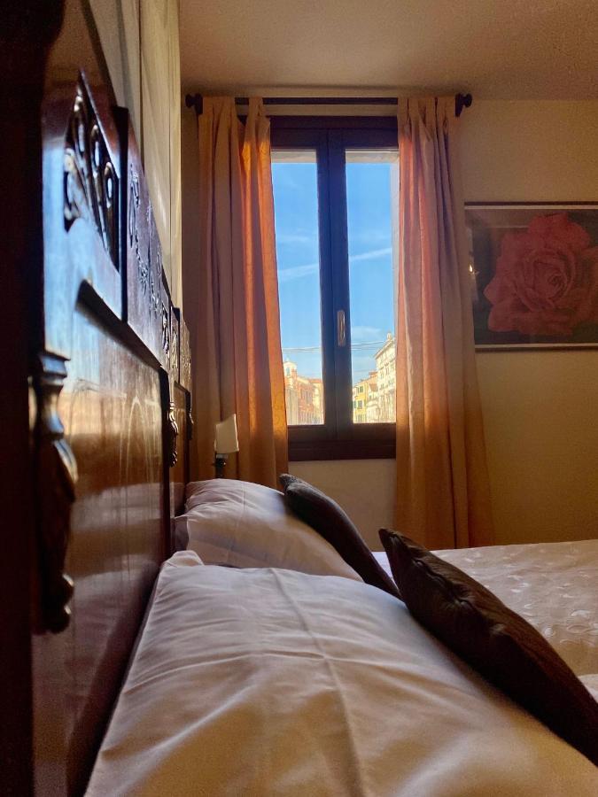 3749 Pontechiodo Bed & Breakfast Venesia Bagian luar foto