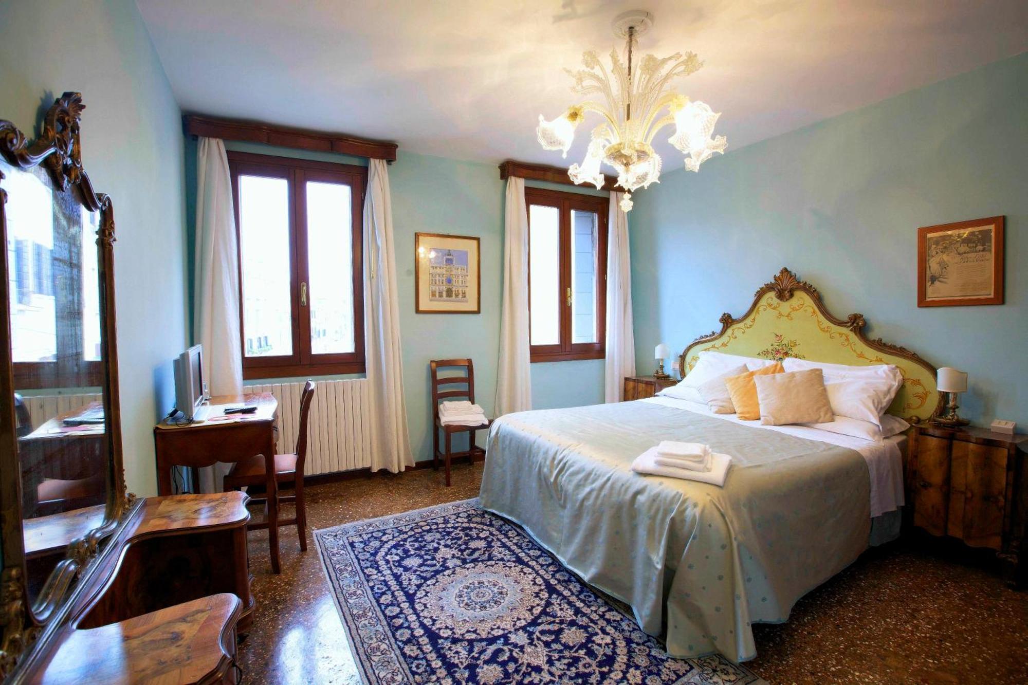 3749 Pontechiodo Bed & Breakfast Venesia Bagian luar foto
