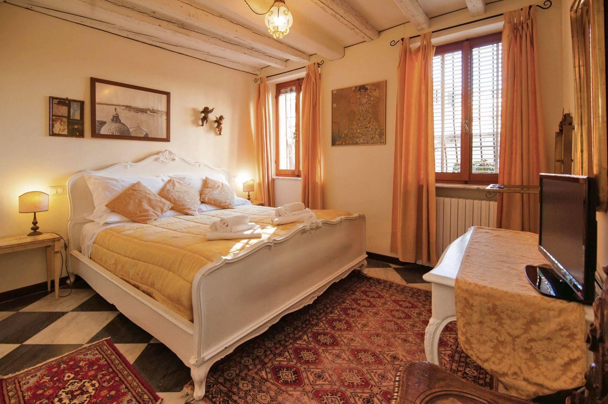 3749 Pontechiodo Bed & Breakfast Venesia Bagian luar foto