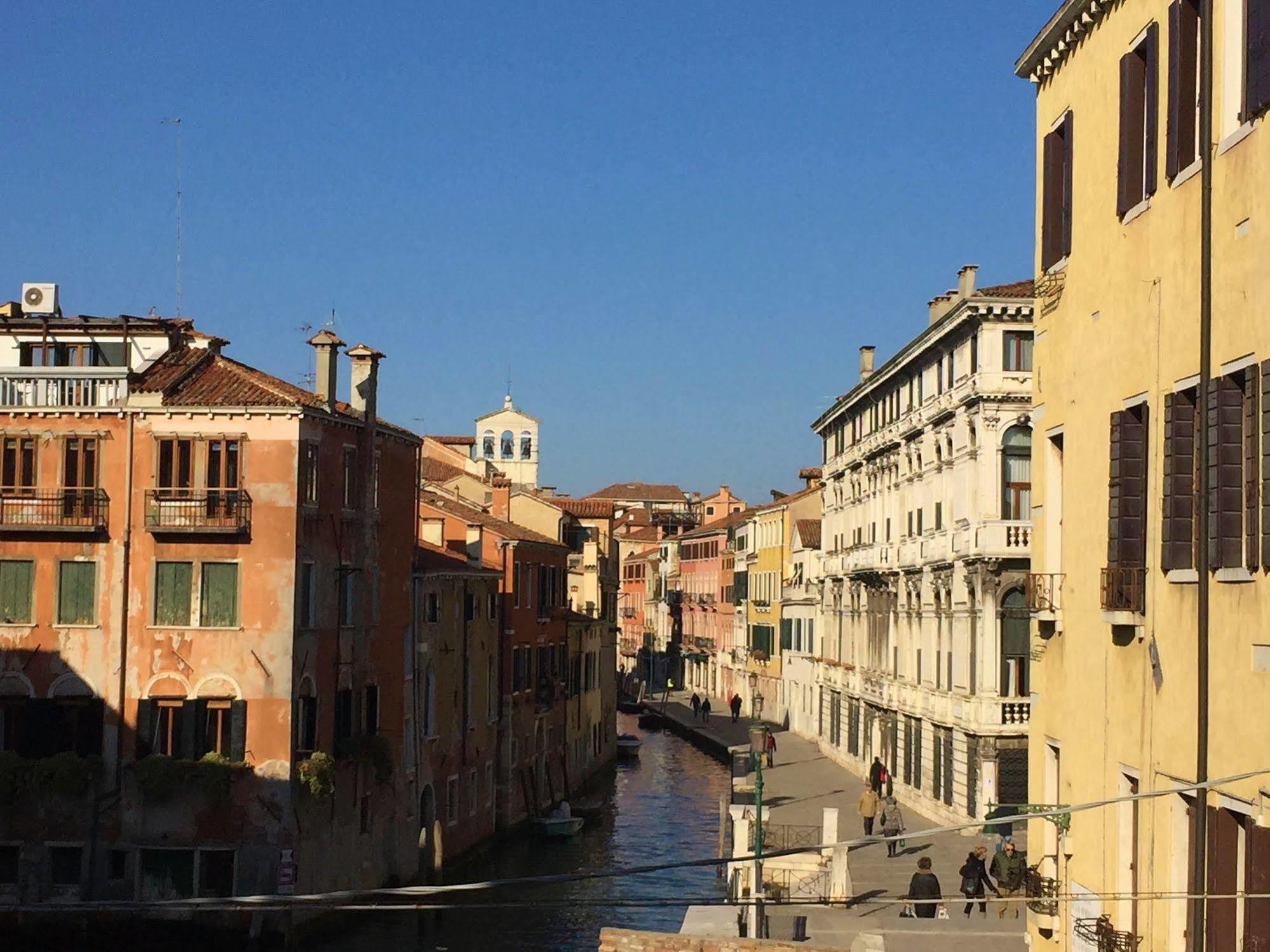 3749 Pontechiodo Bed & Breakfast Venesia Bagian luar foto