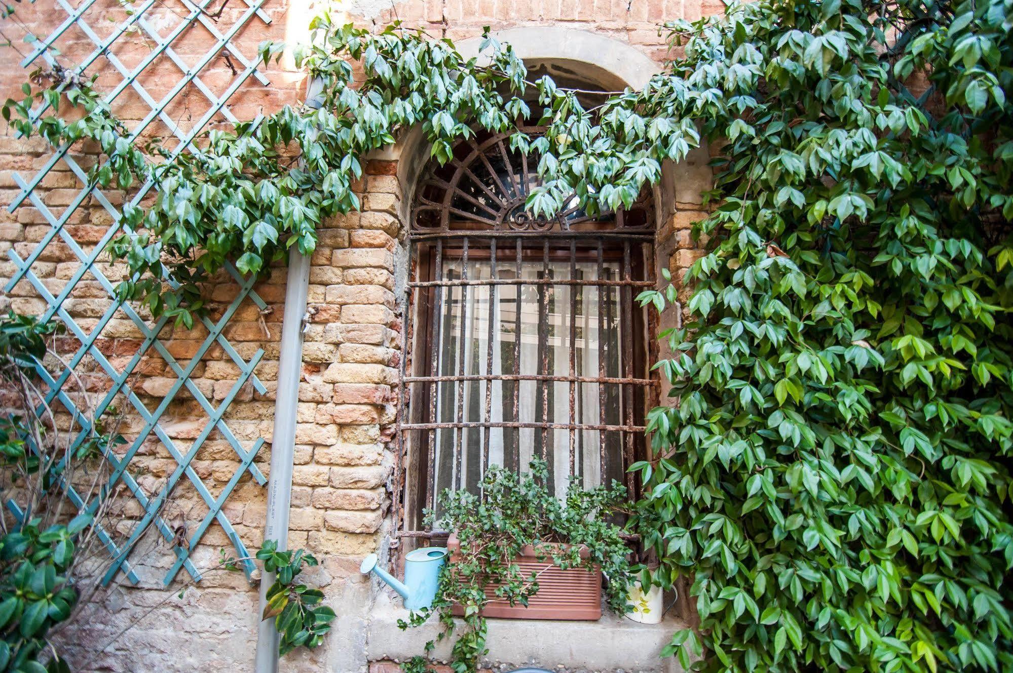 3749 Pontechiodo Bed & Breakfast Venesia Bagian luar foto