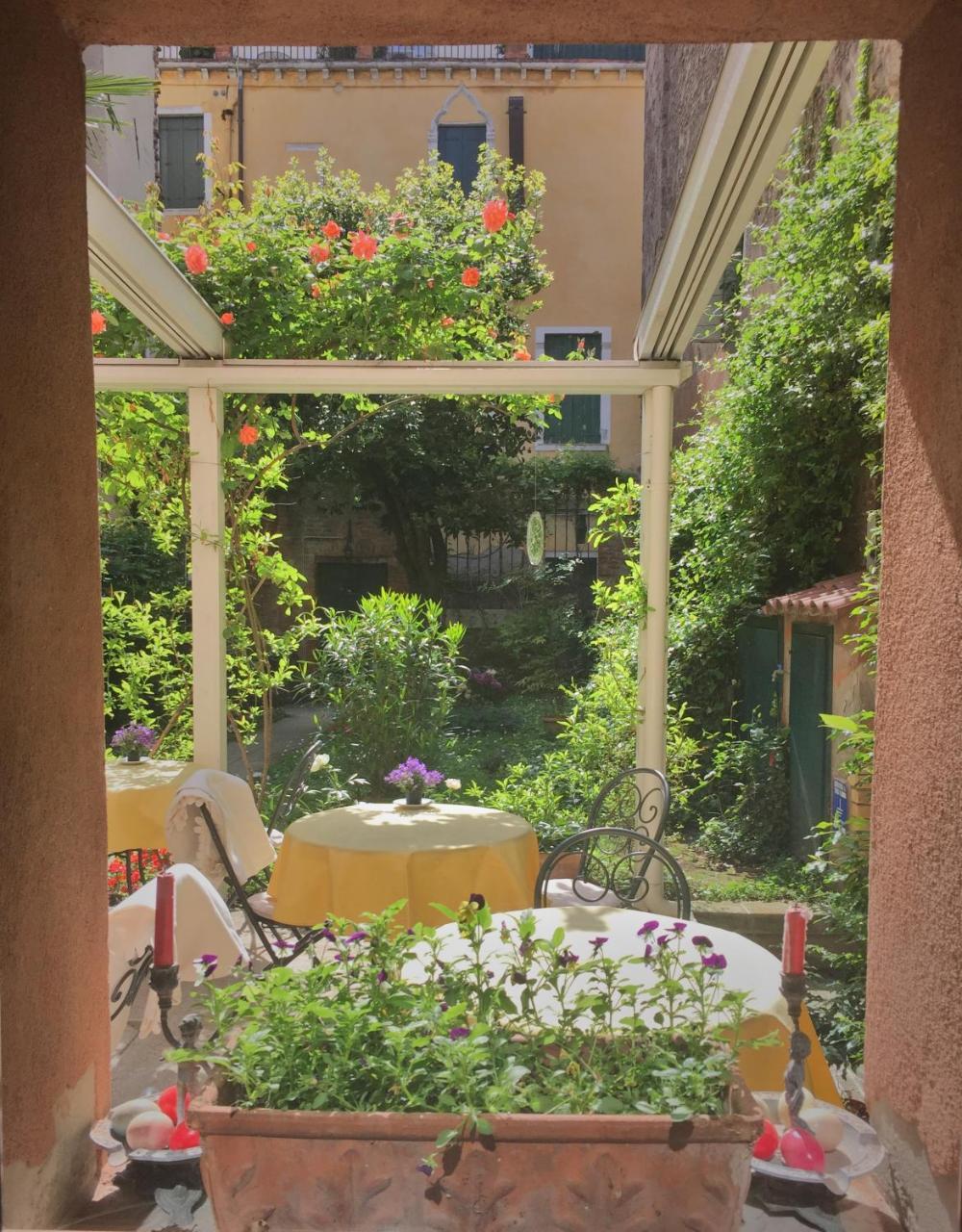 3749 Pontechiodo Bed & Breakfast Venesia Bagian luar foto